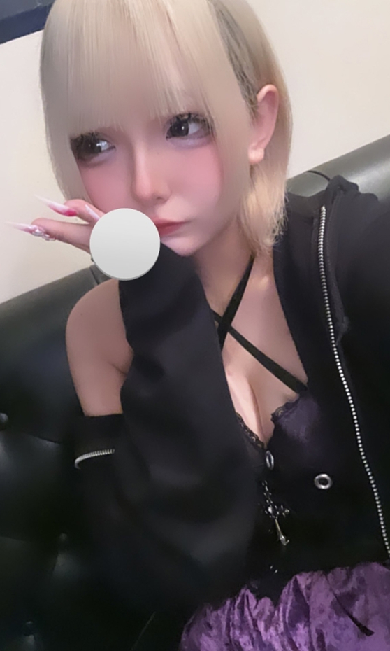 りあら